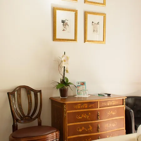 Mihlton Boutique (adults Only)