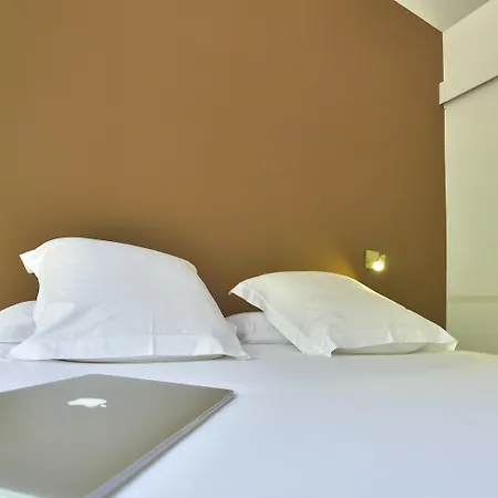 Mihlton Boutique (adults Only) Bed and breakfast Barcelona