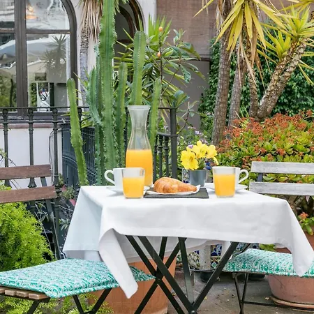 Alojamento de Acomodação e Pequeno-almoço Mihlton Boutique (adults Only) 2*
