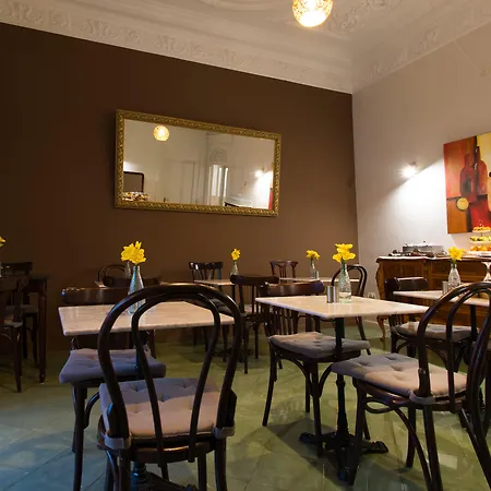 Mihlton Boutique (adults Only) Alojamento de Acomodação e Pequeno-almoço 2*